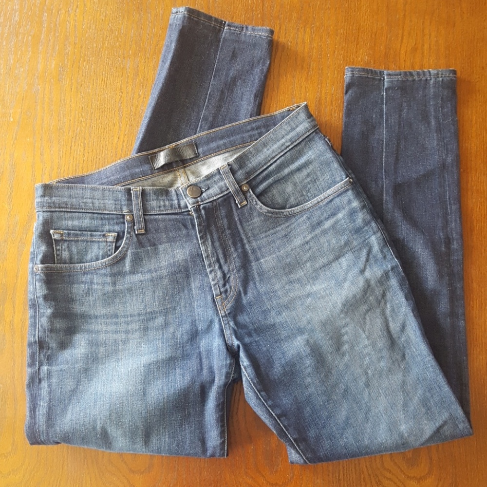 《 J Brand 》 Dark Wash Skinny Jeans